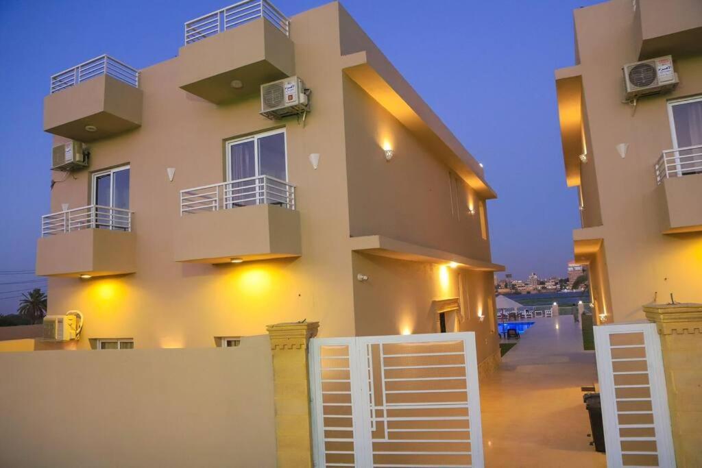 Royal Nile Villa - Nile View Apartment 1 룩소르 외부 사진