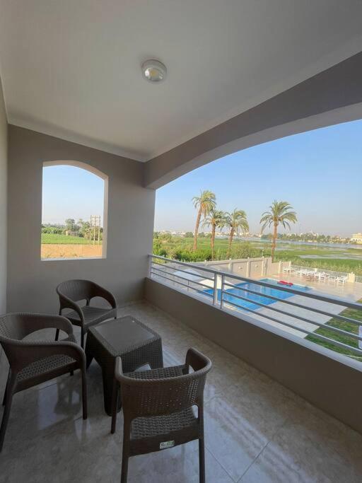 Royal Nile Villa - Nile View Apartment 1 룩소르 외부 사진