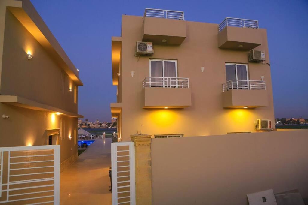 Royal Nile Villa - Nile View Apartment 1 룩소르 외부 사진